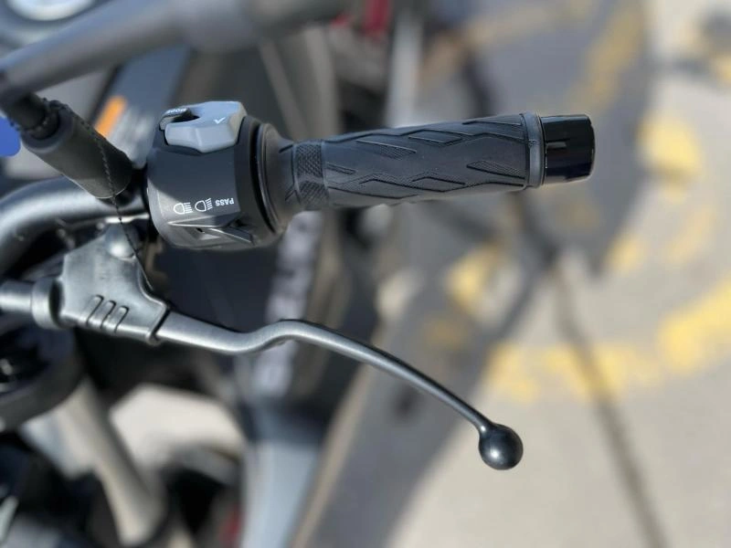 Suzuki Gsx-8s 2025 alt