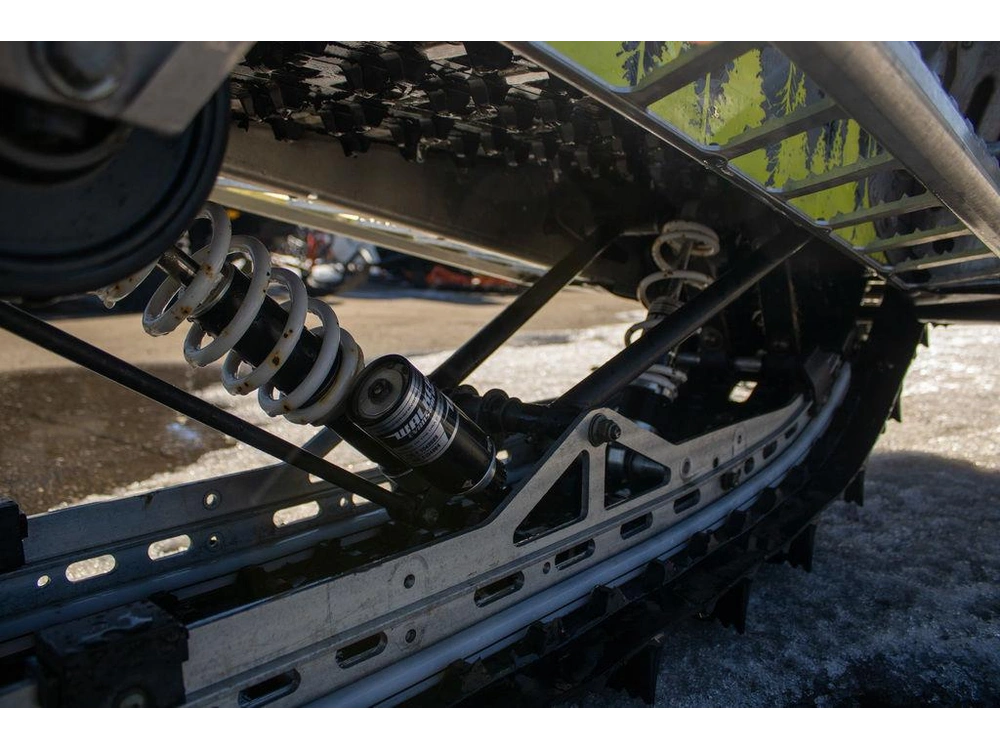 2014 Polaris 800 Rmk Assault 155 800 Assault® 155 Wrapped alt