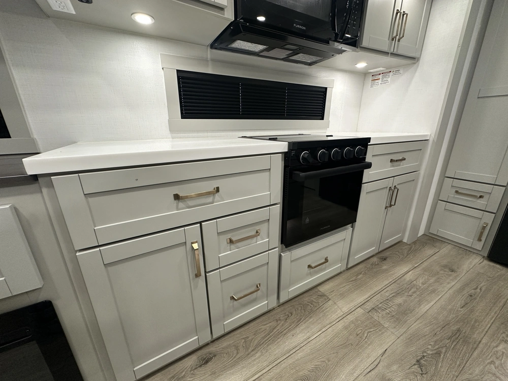 Brinkley Rv Z-air 285 2025 alt