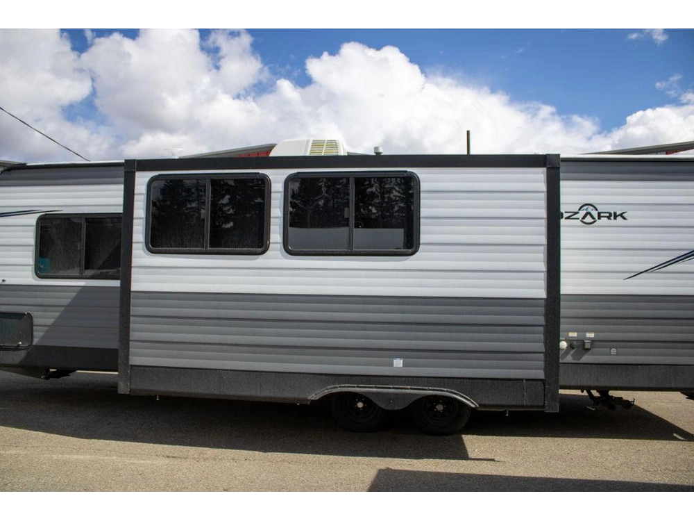 2025 Forest River Ozark 2690bhl-98 alt