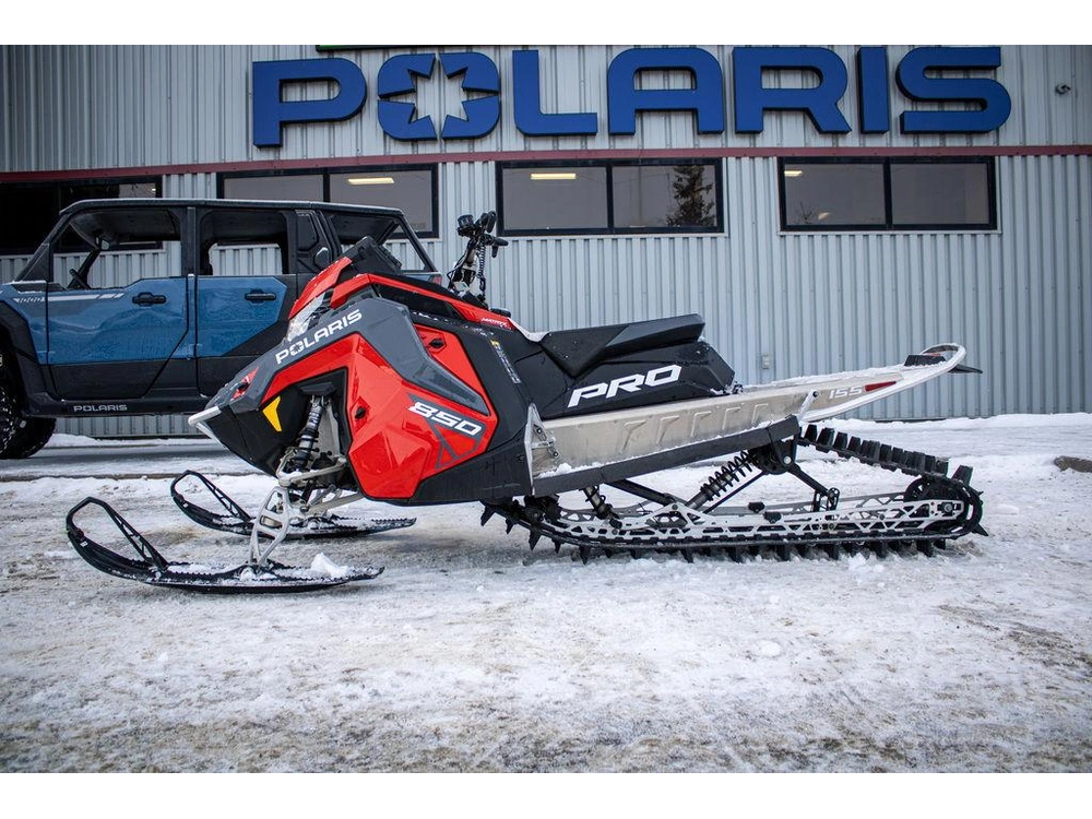 2024 Polaris 850 Pro Rmk Slash 155 Indy Red alt
