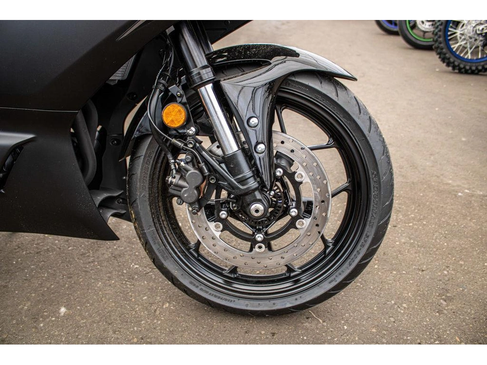 2025 Yamaha Yzf-r3 Abs alt