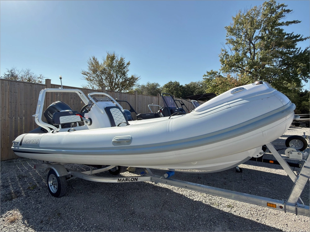 2023 Highfield Sp460 alt