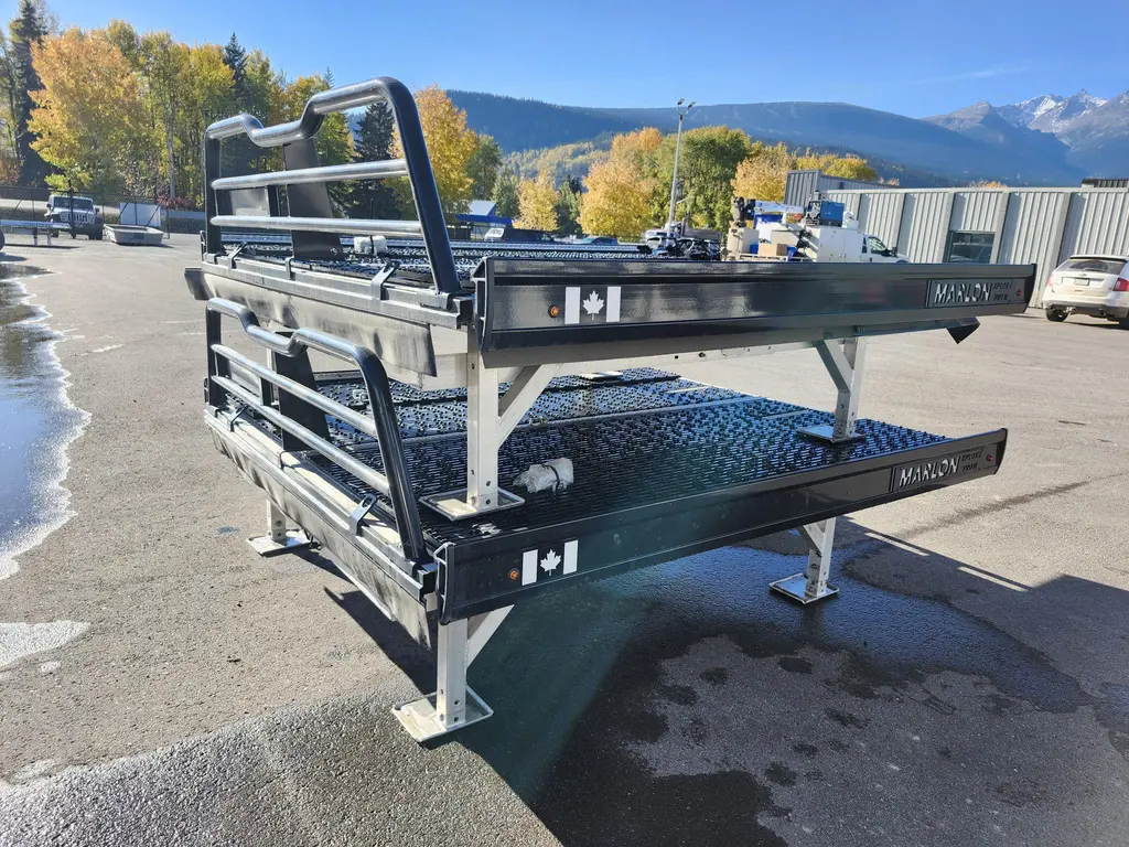 2025 Marlon 7' Xplore Pro III - Fits truck boxes from 5.5' to 6.5'.