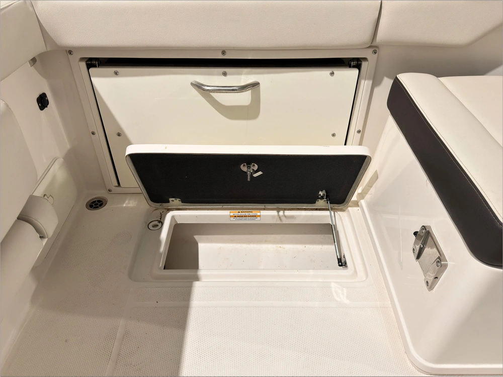 2023 Sailfish 245 Dc No Luxury Tax* alt