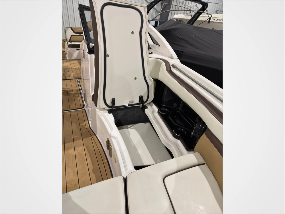 2021 Yamaha 275sd No Luxury Tax* alt