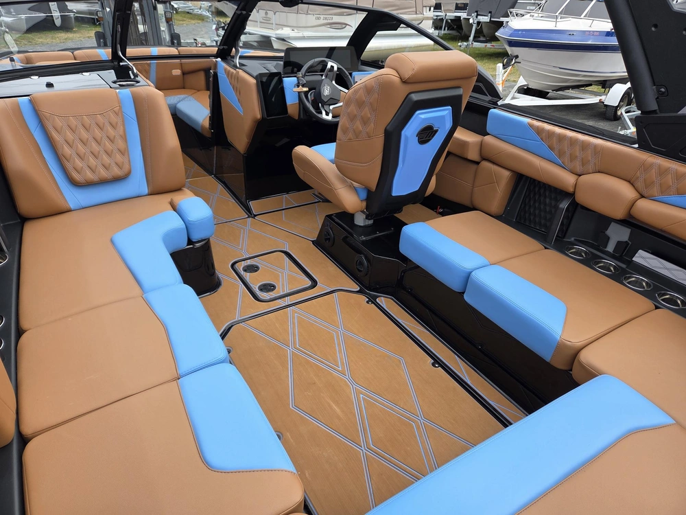 Malibu M230 2025 alt