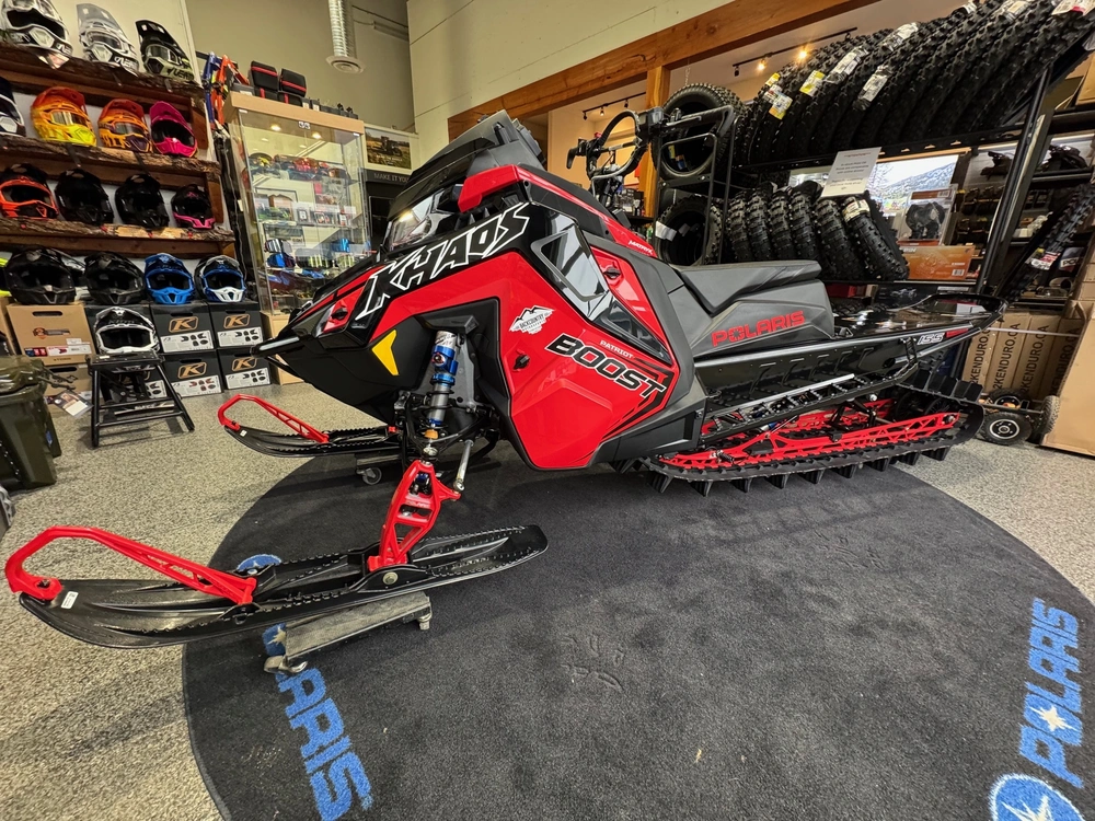 2026 Polaris Sno-26 Boost Rmk Khaos 155 Patriot Boost - Indy® Red / Gloss Black alt