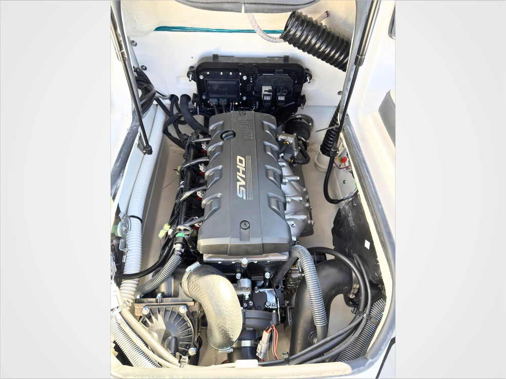 2025 Yamaha 195s $4,000 Black Friday Rebate alt