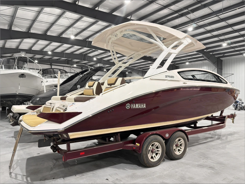 2021 Yamaha 275sd Luxury Day Boat Only 65 Hours / No Luxury Tax*/ Trailer Included alt