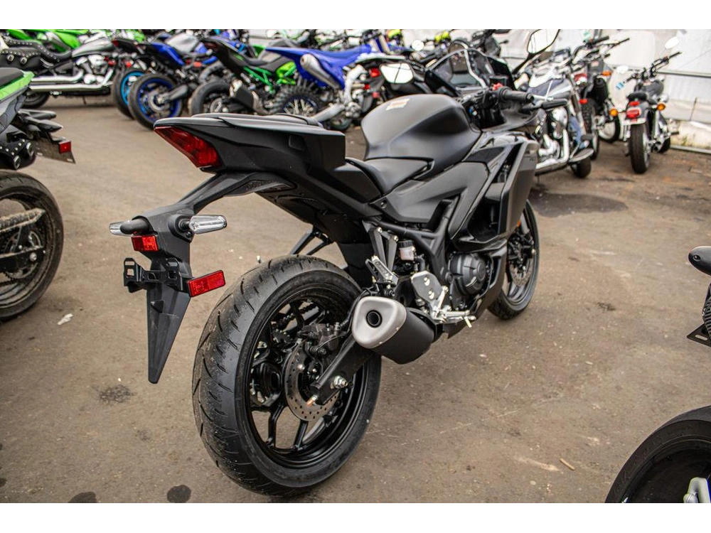2025 Yamaha Yzf-r3 Abs alt
