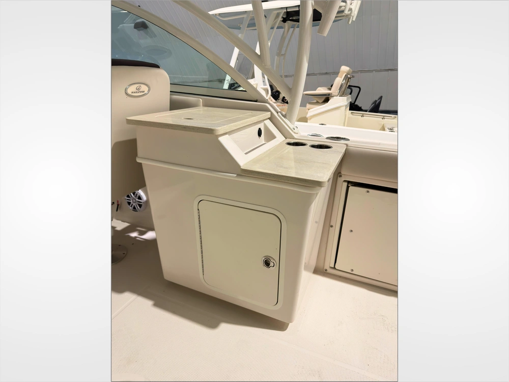 2023 Sailfish 245 Dc No Luxury Tax* alt