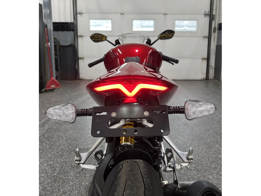 Triumph Speed Tripple 1200 Rr 2023 alt