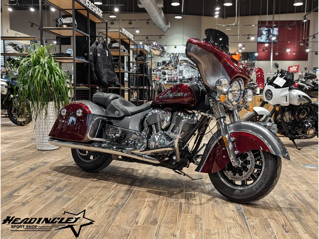 2019 Indian Motorcycle Springfield // Steel Gray/Burgundy Metallic 