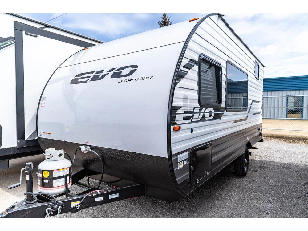 2024 Forest River Stealth Evo 176bhle alt