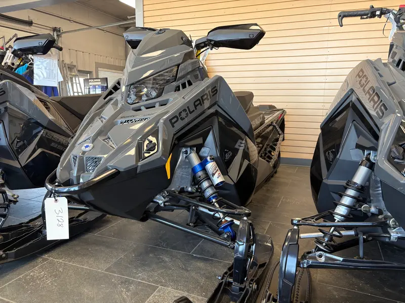 2025 Polaris Boost Switchback Assault 146