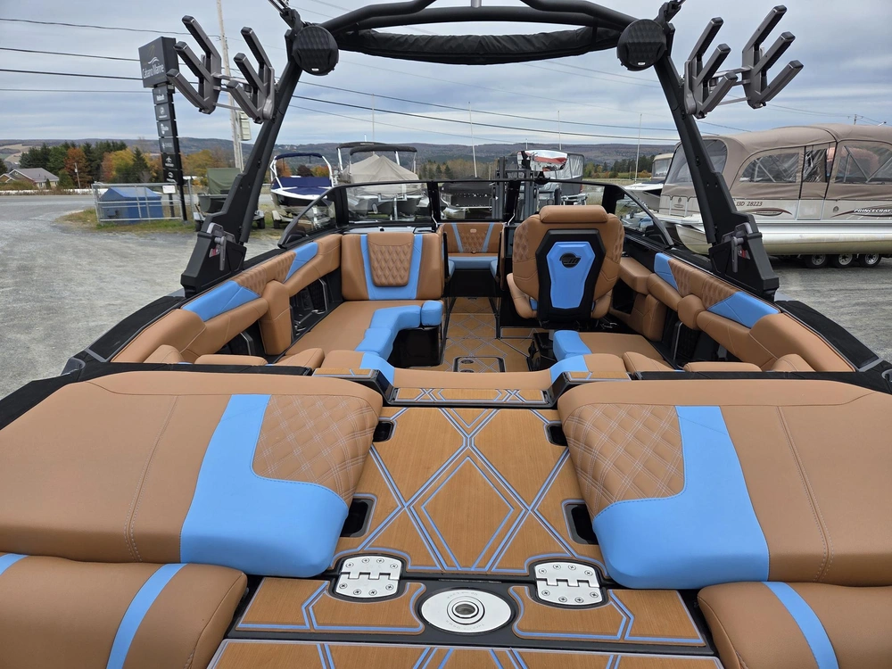 Malibu M230 2025 alt