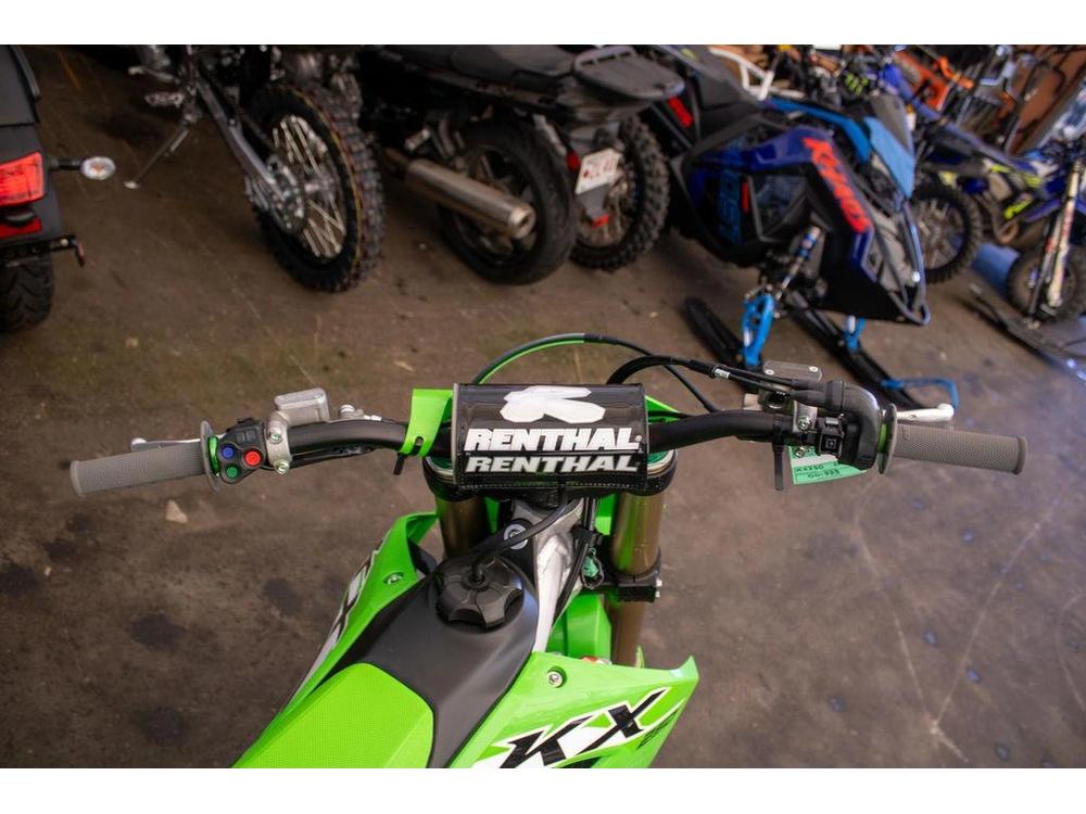 2025 Kawasaki Kx250 alt
