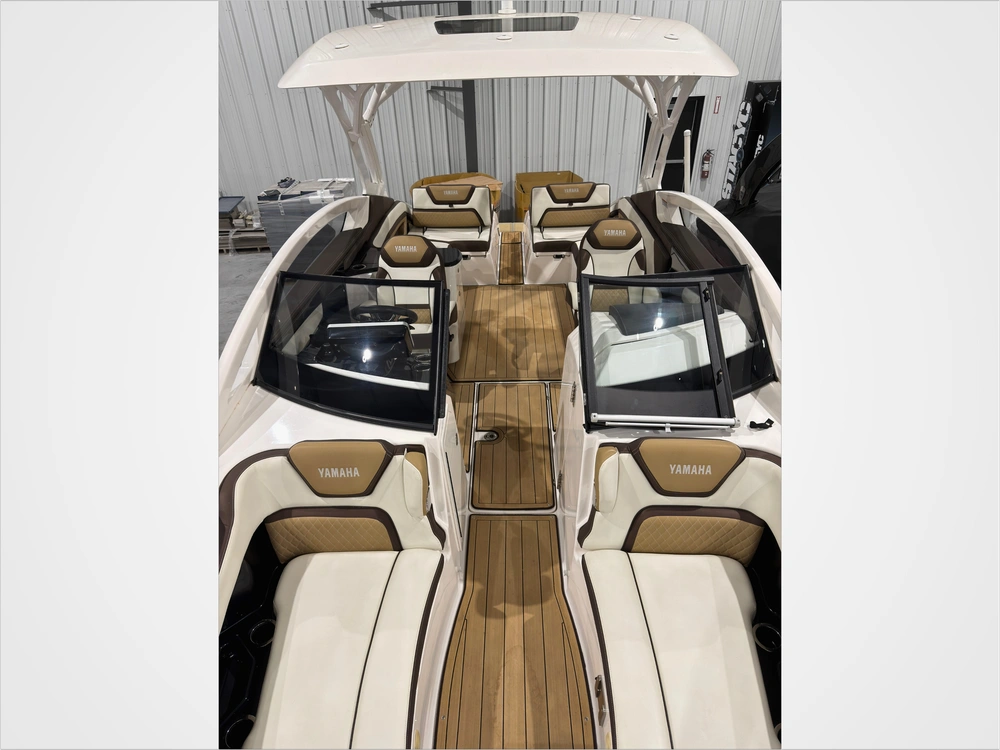 2021 Yamaha 275sd No Luxury Tax* alt