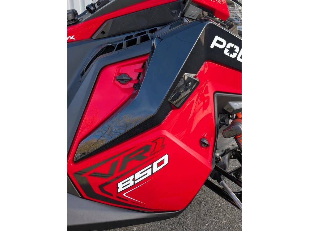 2026 Polaris 850 Indy Vr1 137 Dynamix Edition Snowmobile - (ski-doo - Bombardier) alt