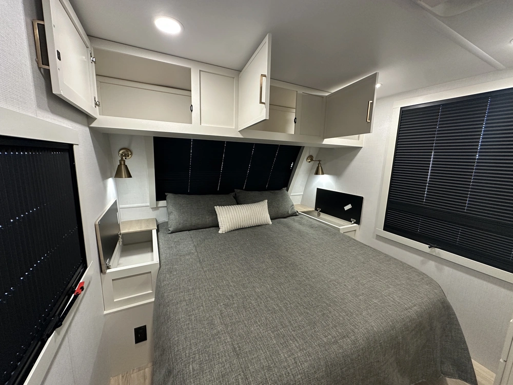 Brinkley Rv I265 2025 alt