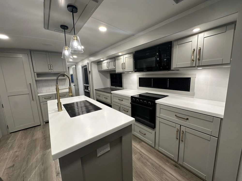 Brinkley Rv Z-air 285 2025 alt