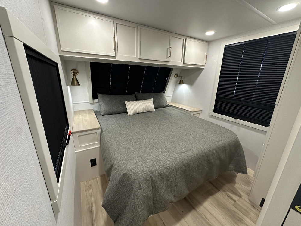 Brinkley Rv I265 2025 alt