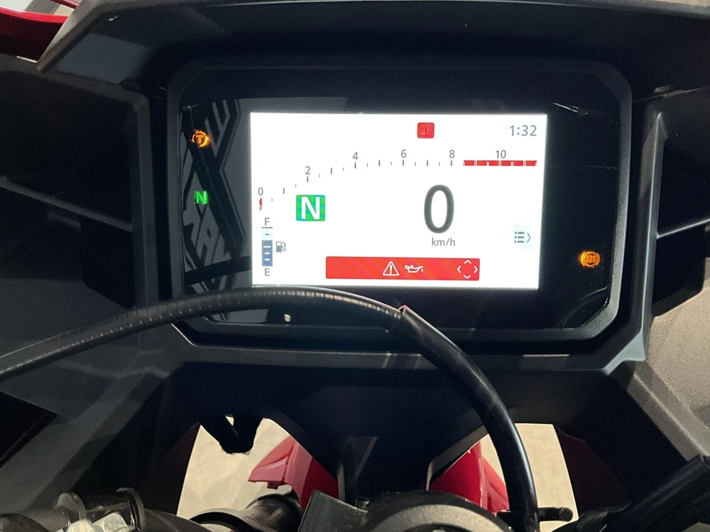2025 Honda Cbr 500r alt