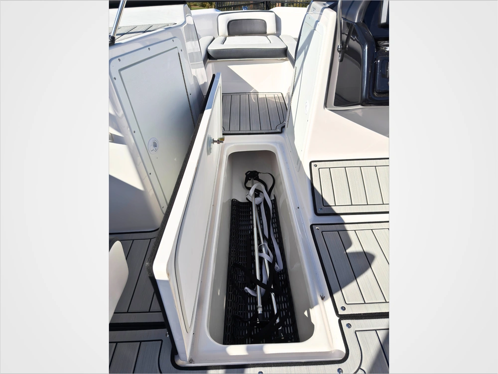 2025 Yamaha 195s $4,000 Black Friday Rebate alt