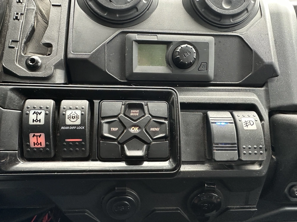 2021 Can-am Defender Ltd Cab Hd10 alt