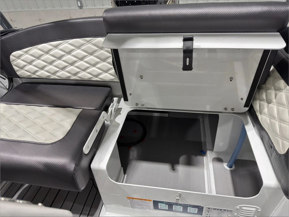 2023 Highfield Sp520 alt