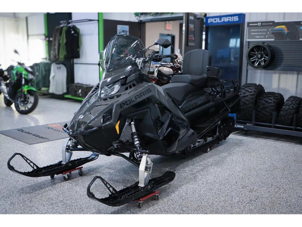 2025 Polaris 650 Titan Adventure 1.8 alt