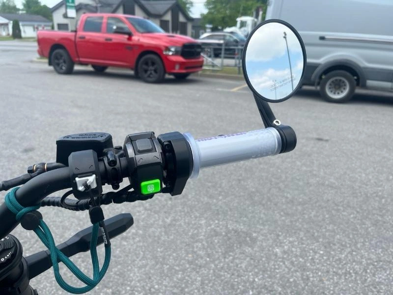 Niu Xqi3 Noir 2025 alt