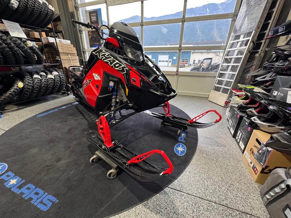 2026 Polaris Sno-26 Boost Rmk Khaos 155 Patriot Boost - Indy® Red / Gloss Black alt