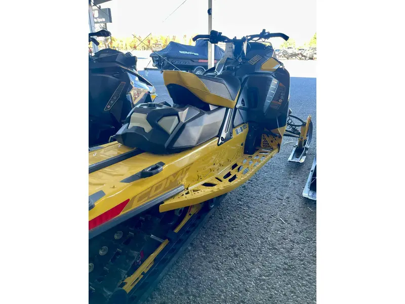 2024 Ski-Doo MXZ COMPETITION TURBO 850