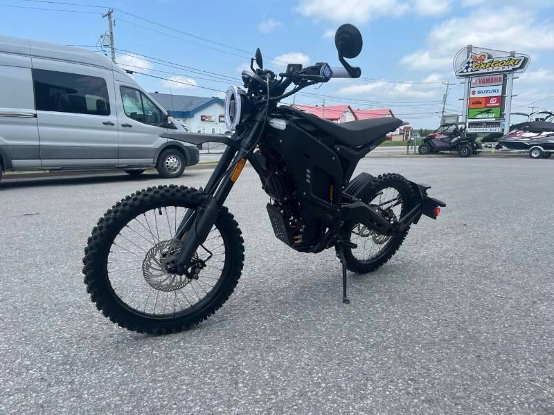 Niu Xqi3 Noir 2025 alt