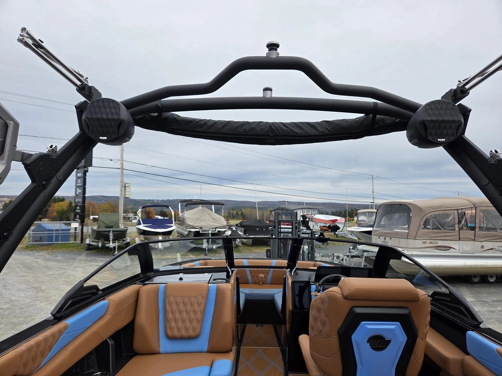 Malibu M230 2025 alt