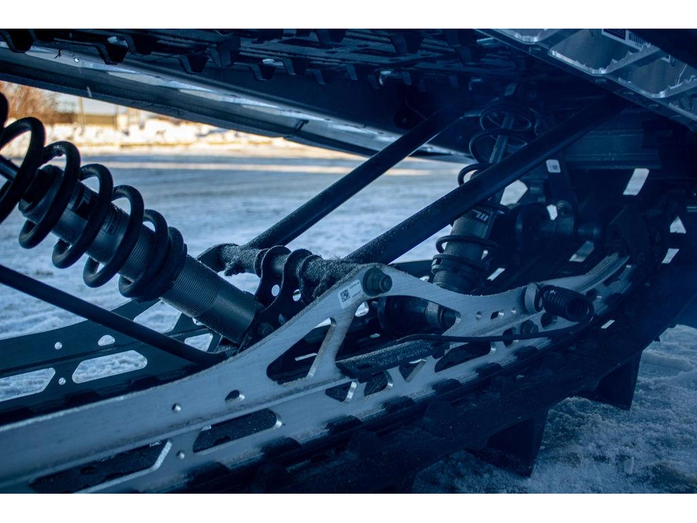 2024 Polaris 850 Pro Rmk Slash 155 Indy Red alt