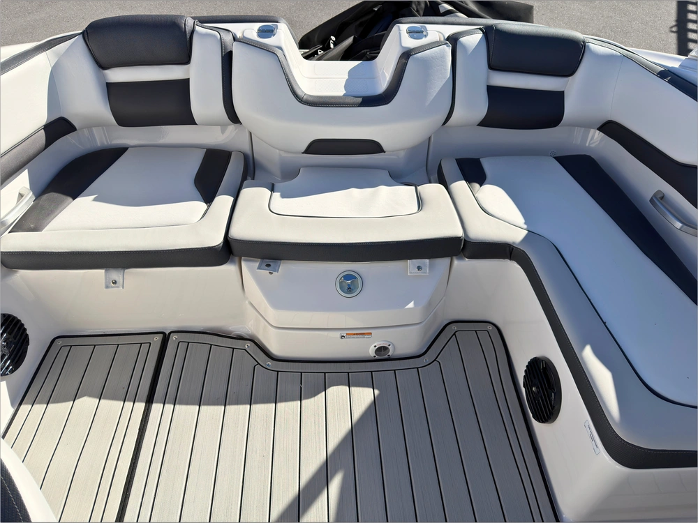 2025 Yamaha 195s $4,000 Black Friday Rebate alt