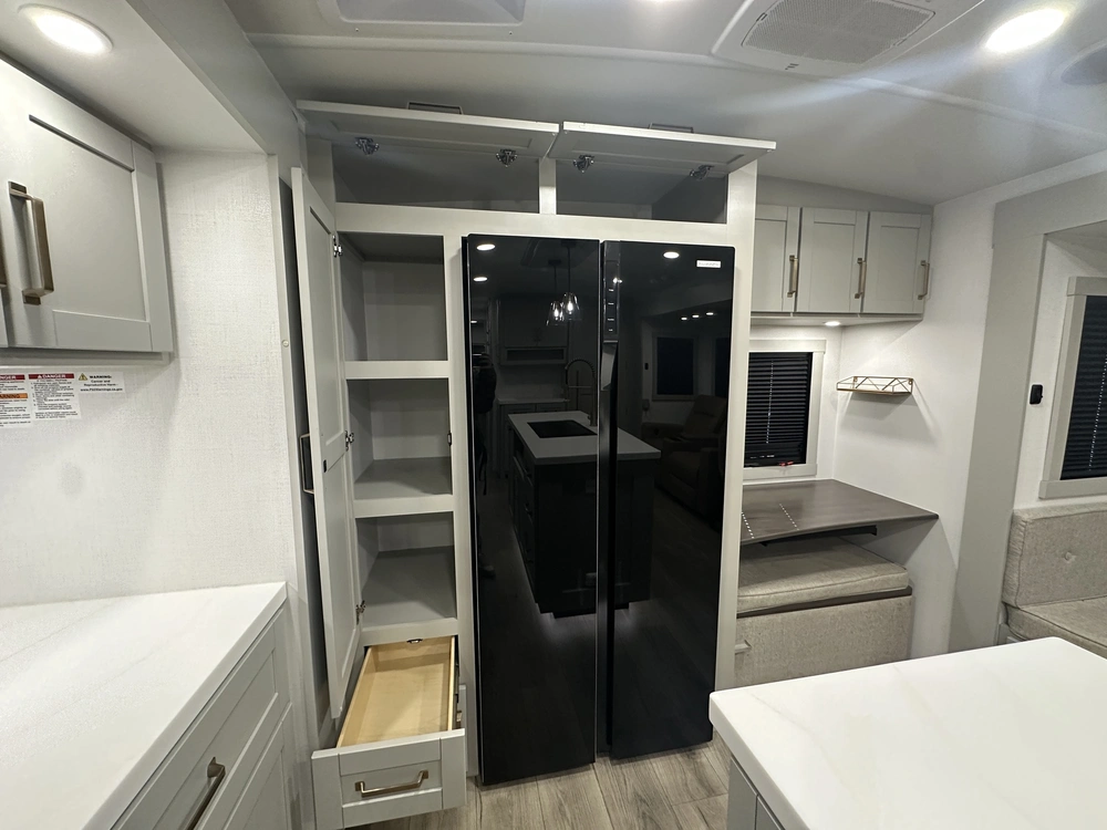 Brinkley Rv Z-air 285 2025 alt
