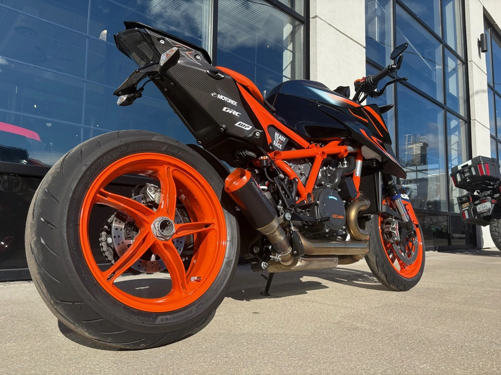 Ktm 1290 Super Duke R Evo Tech Pack 2023 alt