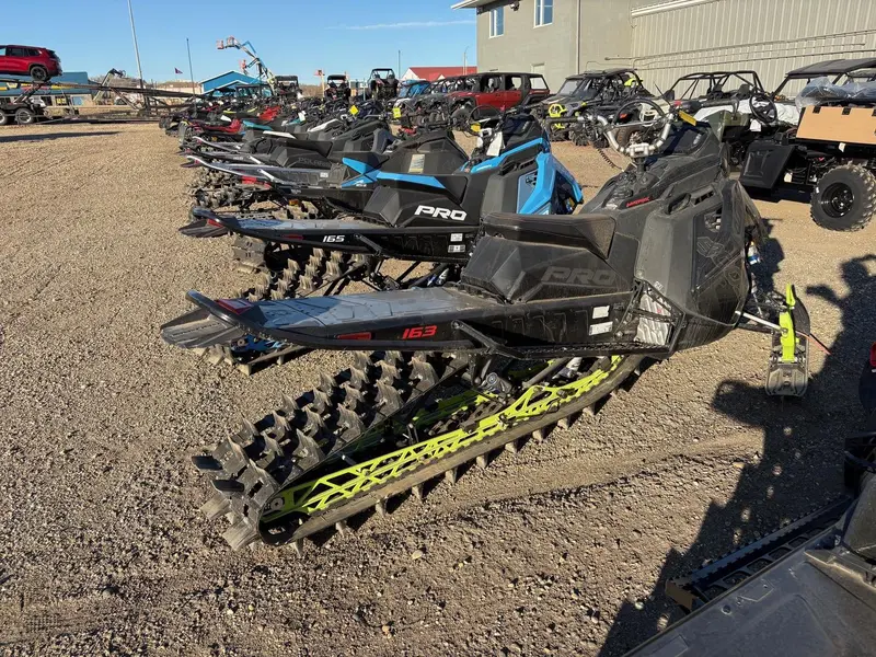 2023 Polaris BOOST RMK PRO 163