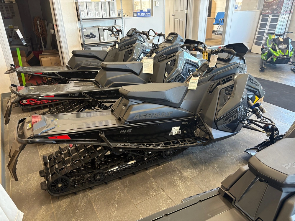 2025 Polaris Boost Sb Assault 146 alt