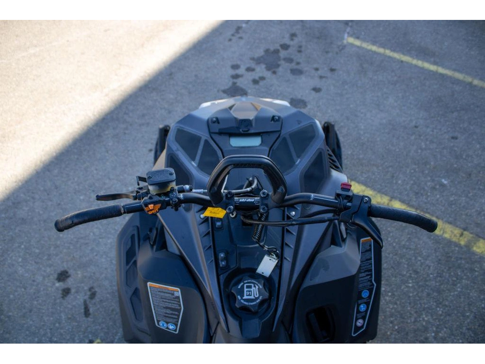 2022 Ski-doo 850 E-tec® alt