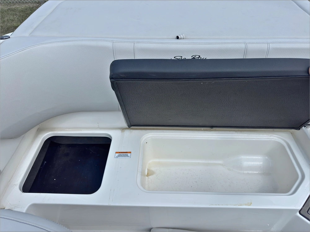 2023 Sea Ray Spx 190 alt