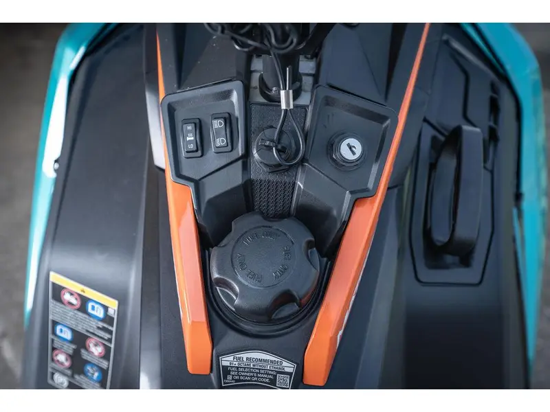 2023 Polaris 850 PRO RMK Slash 165 2.75"