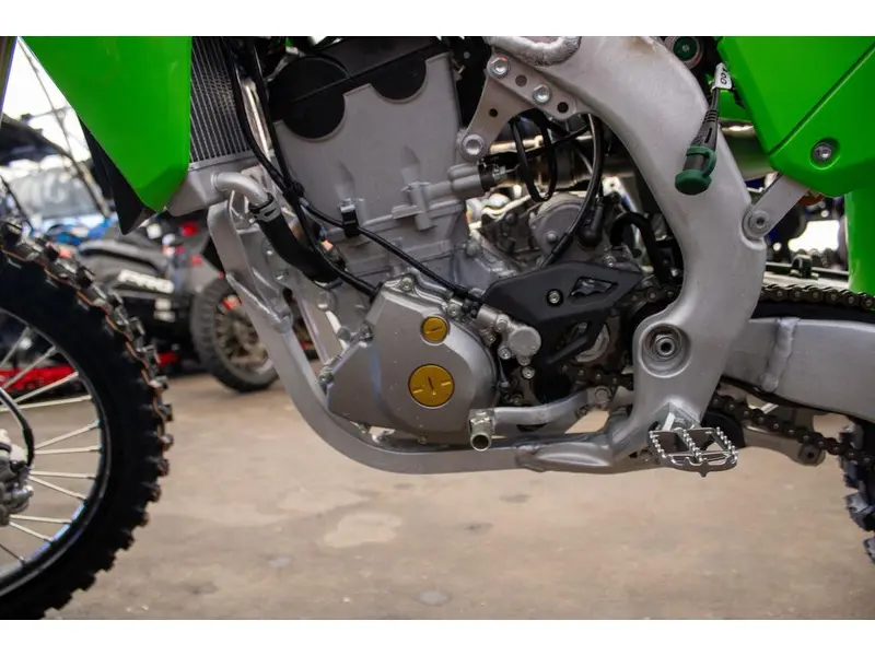 2025 Kawasaki KX252ESFNN