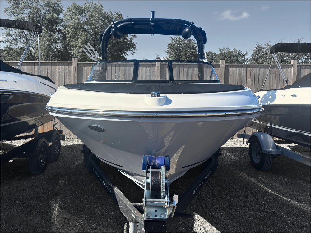 2022 Bayliner Vr4 alt