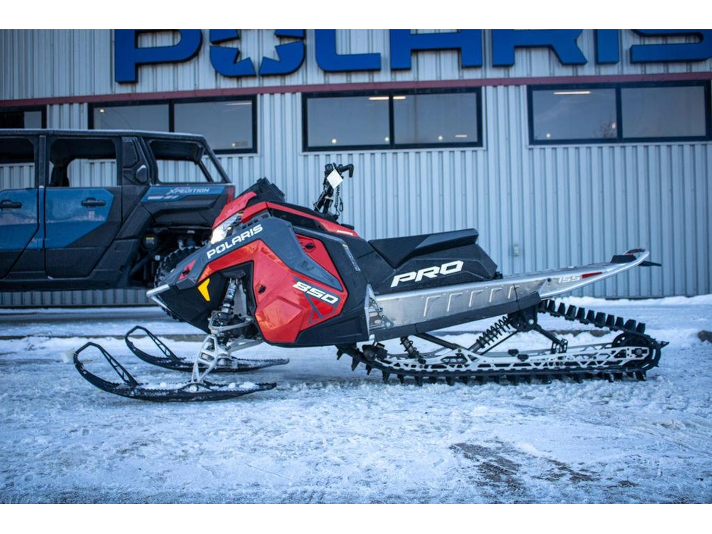 2024 Polaris 850 Pro Rmk Slash 155 Indy Red alt