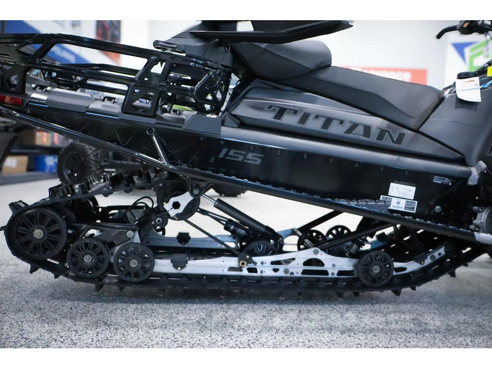 2025 Polaris 650 Titan Adventure 1.8 alt